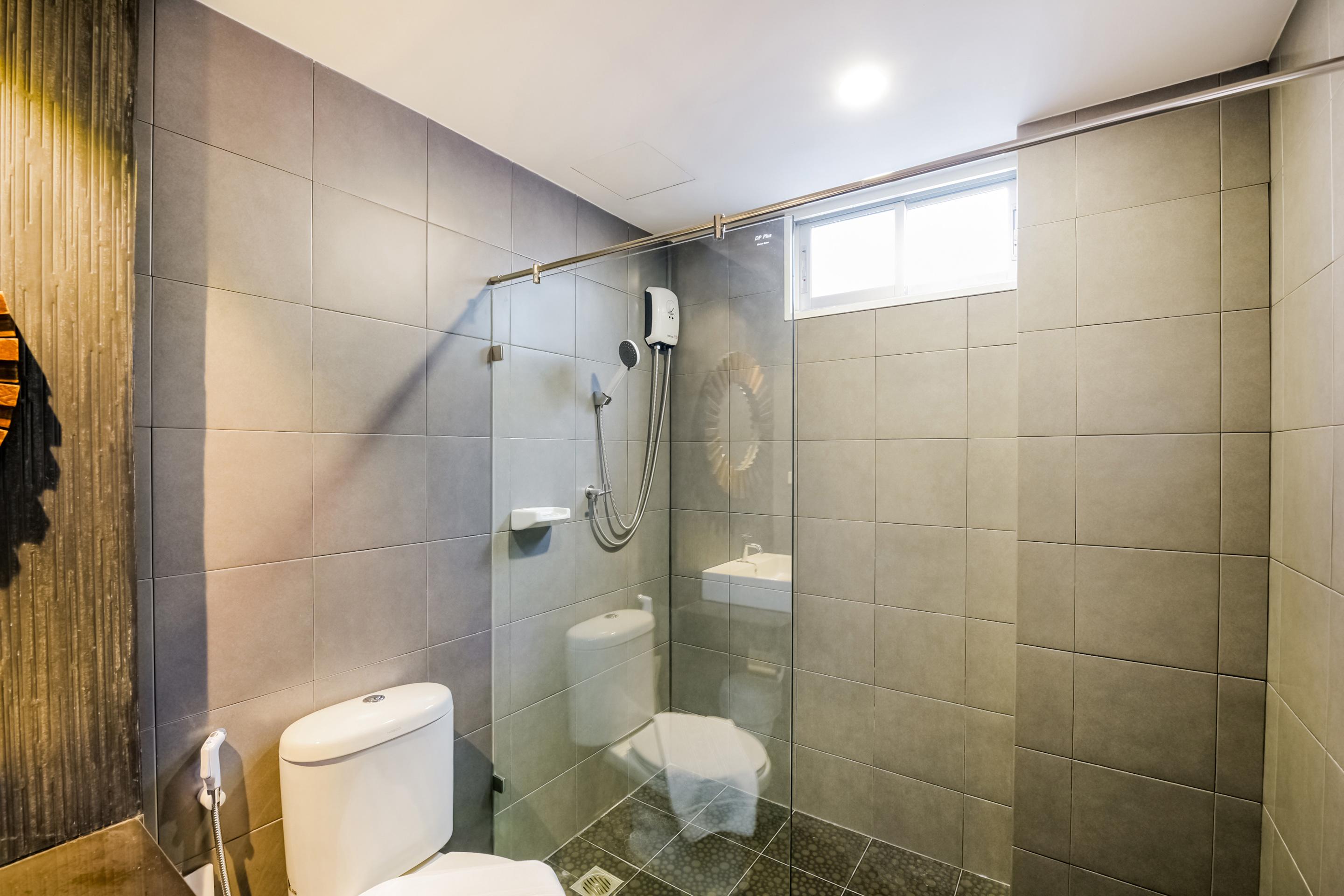 Vaccinated Staff - Oyo 137 Kitzio House Hotel Банкок Екстериор снимка