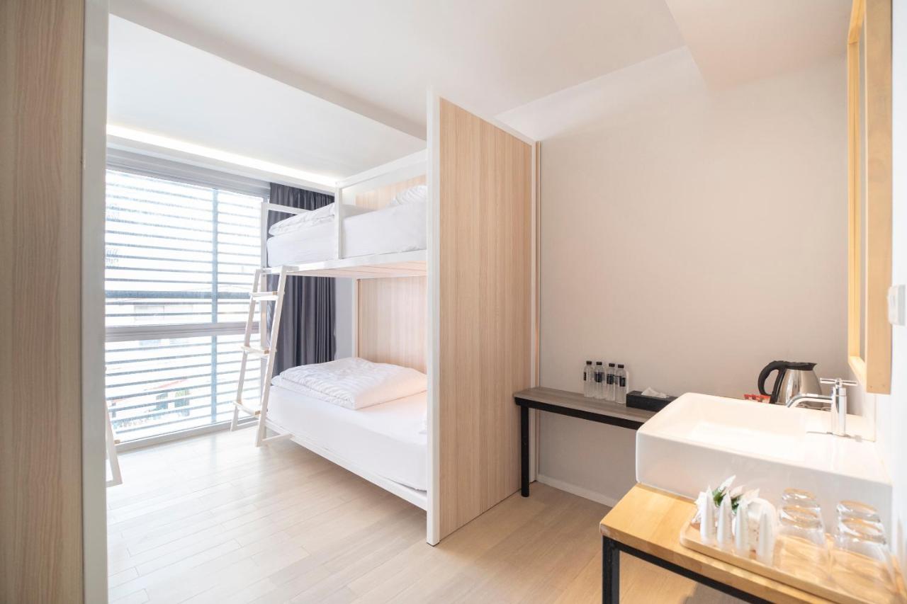 Vaccinated Staff - Oyo 137 Kitzio House Hotel Банкок Екстериор снимка
